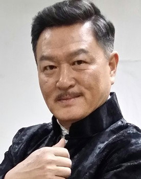 刘风岗 as Captain Hong
