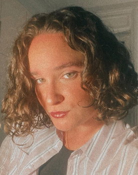 Bego Aristegui as Hermana Alazne