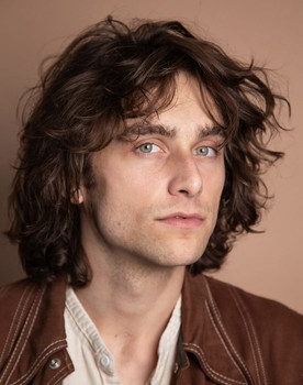 Hunter Saling as Timotheé Lookalike