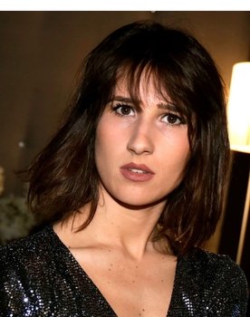 Marie Benoliel as self