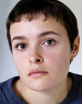 Miriam Ingrid as Maya Andersson