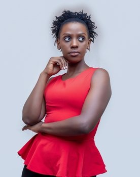 Tania S. Kankindi as Victoria