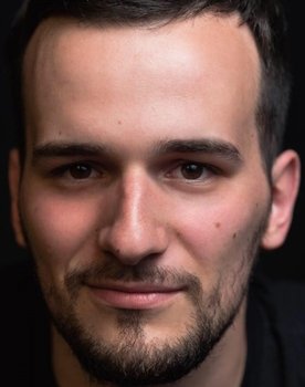Simão Vaz as Frankie