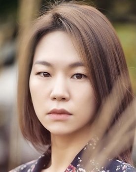 Han Yeri as Kim Yang-soon