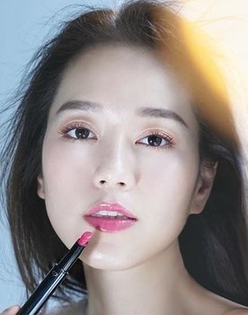 Zelia Zhong