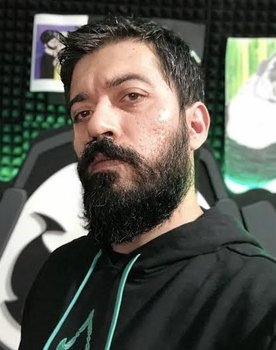 Tuna Akşen as PintiPanda