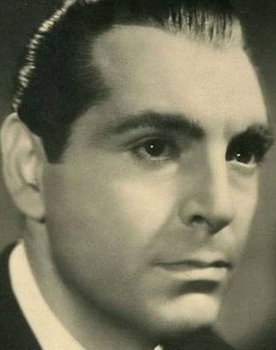 Mino Doro as Consul