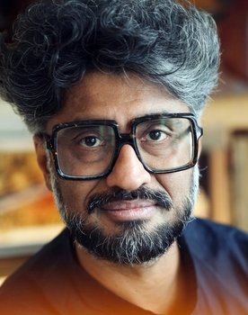 Sébastien Folin as Self - Presenter