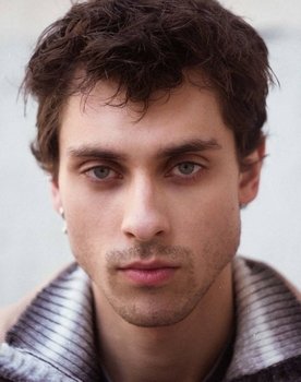 Vladimir Kravchenko as 