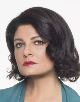 Tania Tripi as Afroditi