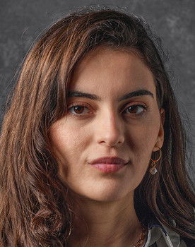 Merisa Adžović as Reshida