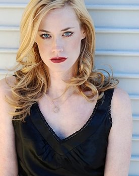 Abigail Hawk Photo