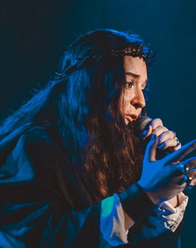 Emma Capely as Clara