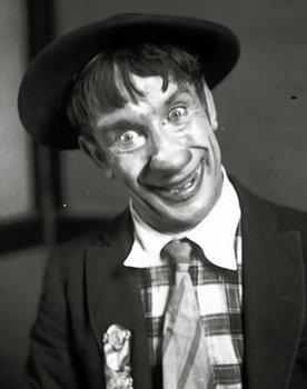 Harry Watson as Musty Suffer