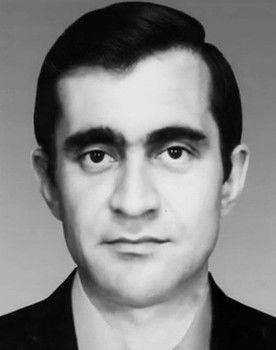 Tofiq Qarayev as Ajdar