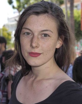 Louise Chevillotte as 
