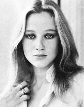 Eleonora Giorgi as Lea