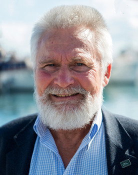 Bernard Delemotte as Self