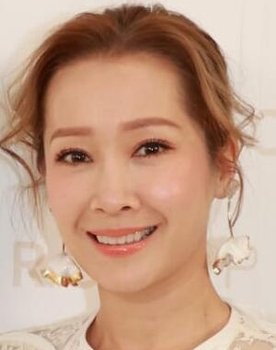 Jade Kwan Sum Yin