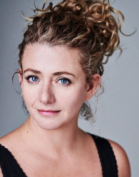 Louisa Clein as Charlie Deed
