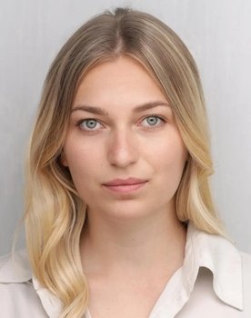 Moah Madsen as Cinéaste