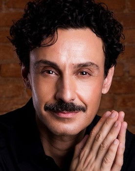 Ivan Parente as Lindomar Pena