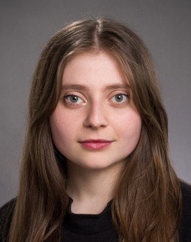 Karolína Knězů as Klára Nekudová