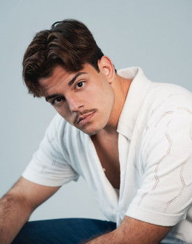 Lorenzo Saliba as Uilton