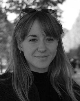 Klára Šimonová as Little Girl