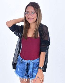 Vic Gabrielly as Paula Rezende