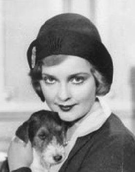Jean Colin as Daphne Ponsonby