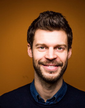 Bjørnar Moxnes as Self