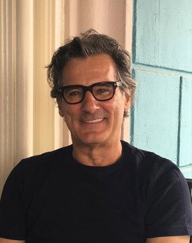 Claude Paré as Engineer