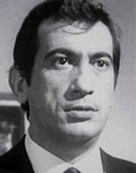 Leo Anchóriz as Carrasco