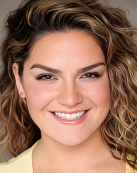 Alaura Devereaux as Nova Spencer