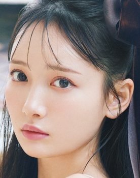 Hitomi Suzuki as Self