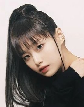 Kim Ji-woo as 