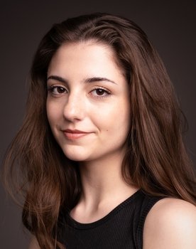 Fiorella Indelicato as Laura