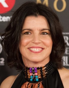 Laia Marull as Beatriz