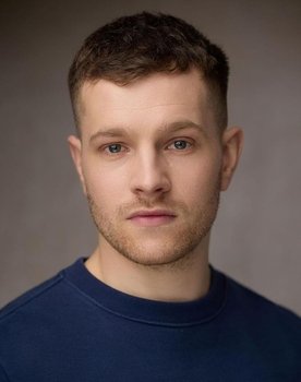 Oli Meredith as Dean Pearson