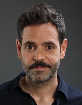 Daniel Ferrándiz as Fuso Negro