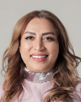 Fatma Al-Sherif as منى
