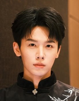 Huai Yi Zeng as Zhou Mu