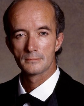 Clive Merrison as Dr Gillman