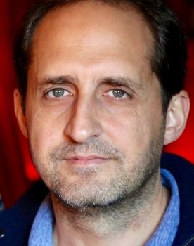 Gregori Viens as Gabriael