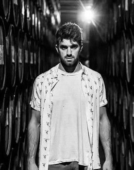 Andrew Taggart as 主演