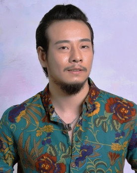 Lei Zi as Zhong Bo Ai