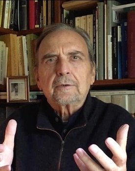 Roberto Leoni as Himself