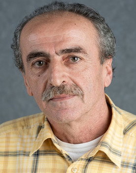Aktan Doğrar as Orhan