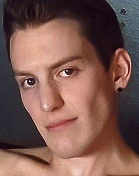 Getting Cucked on Campus 4